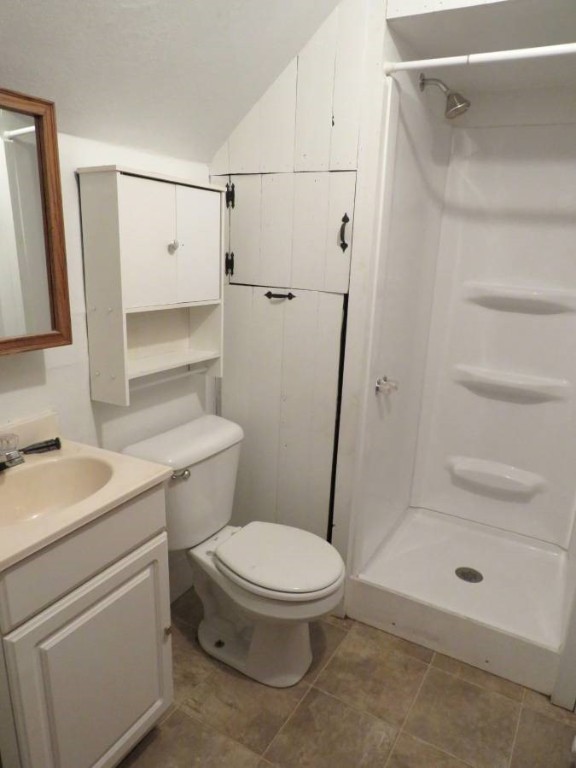 1202 13th Avenue E 2 Property Photo 8