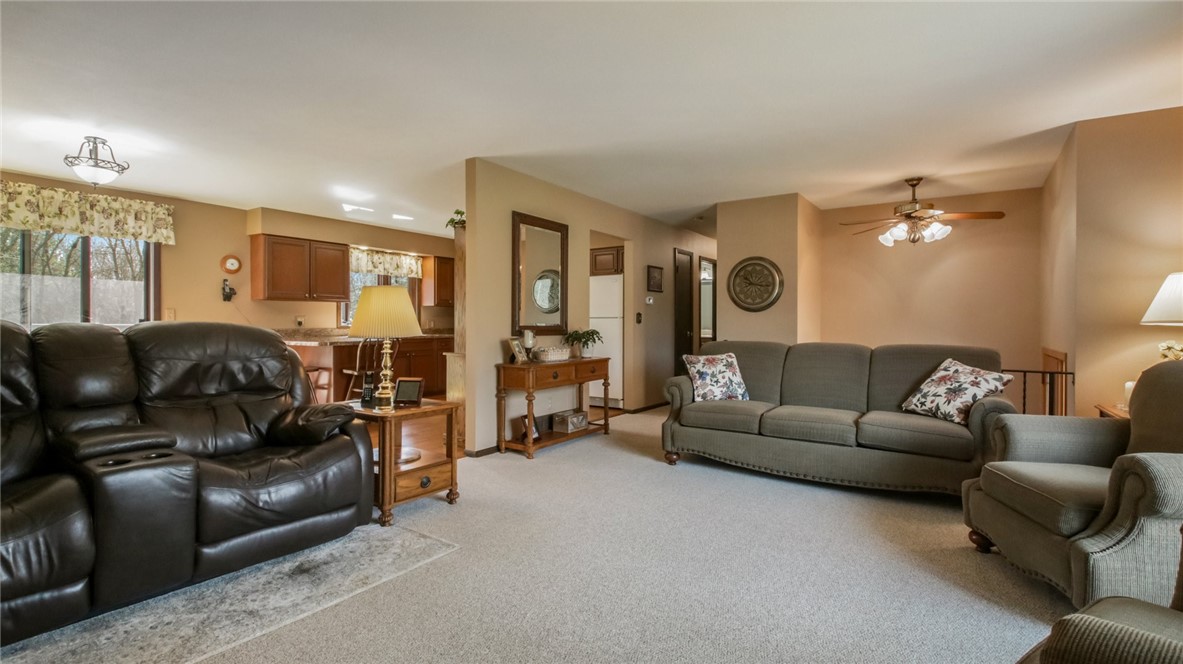 3009 Kern Drive Property Photo 6