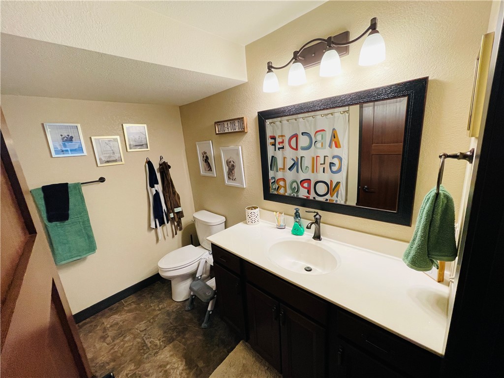 5685 Green Park Drive Property Photo 12