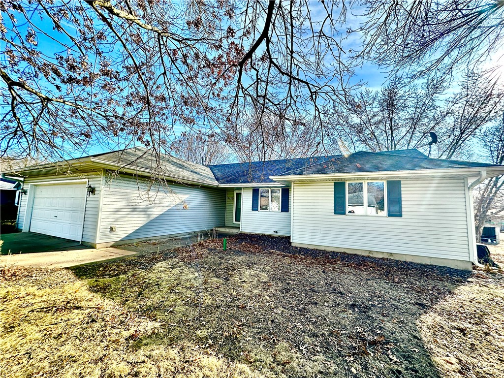 3119 E Wellington Drive Property Photo 1