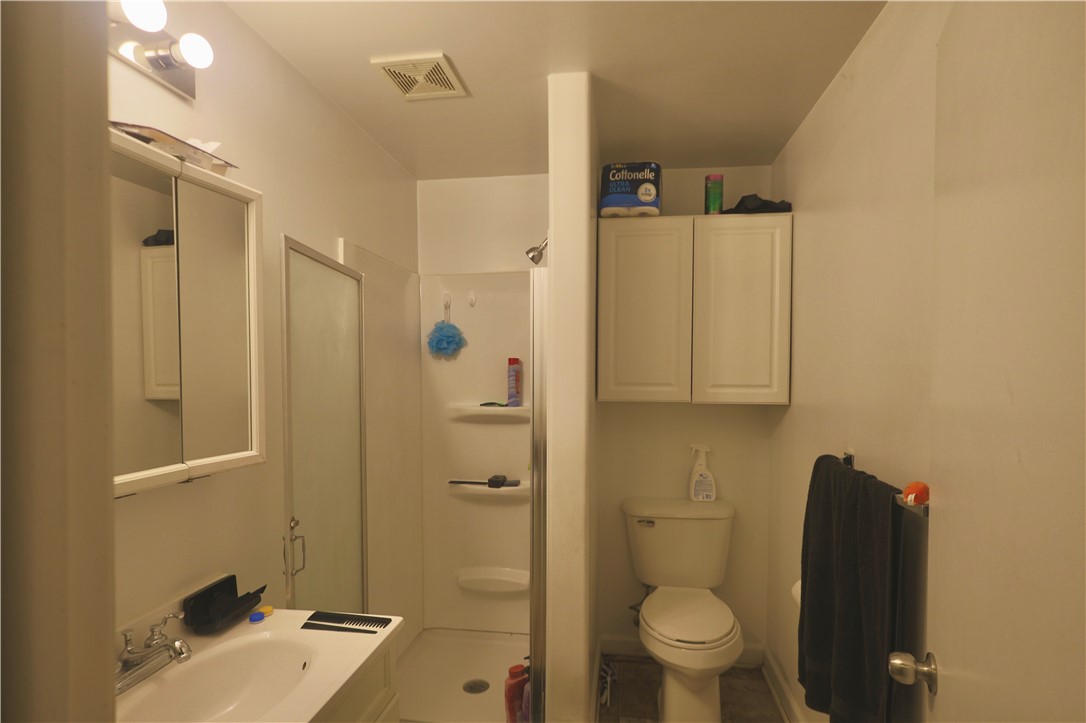 326 W Spring Street 1 & 2 Property Photo 8
