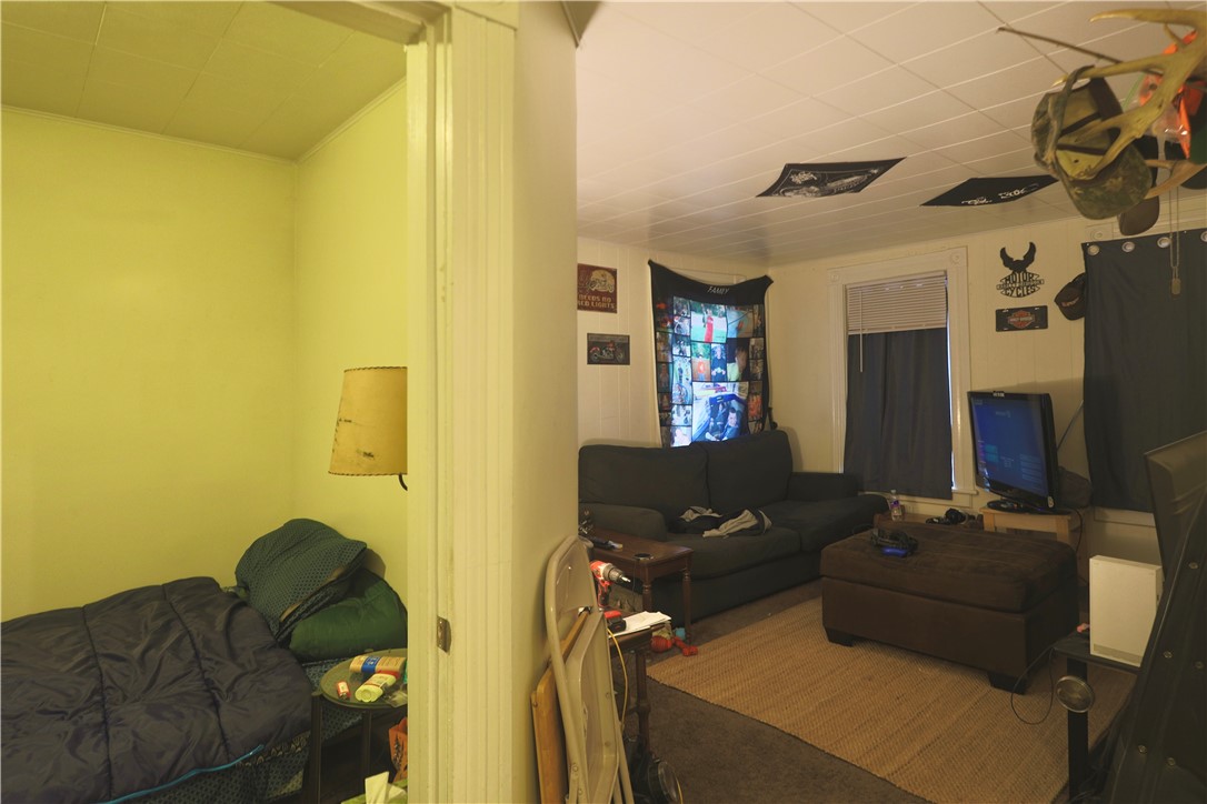 326 W Spring Street 1 & 2 Property Photo 10