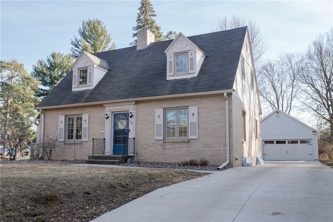 421 Gilbert Avenue Property Photo 1