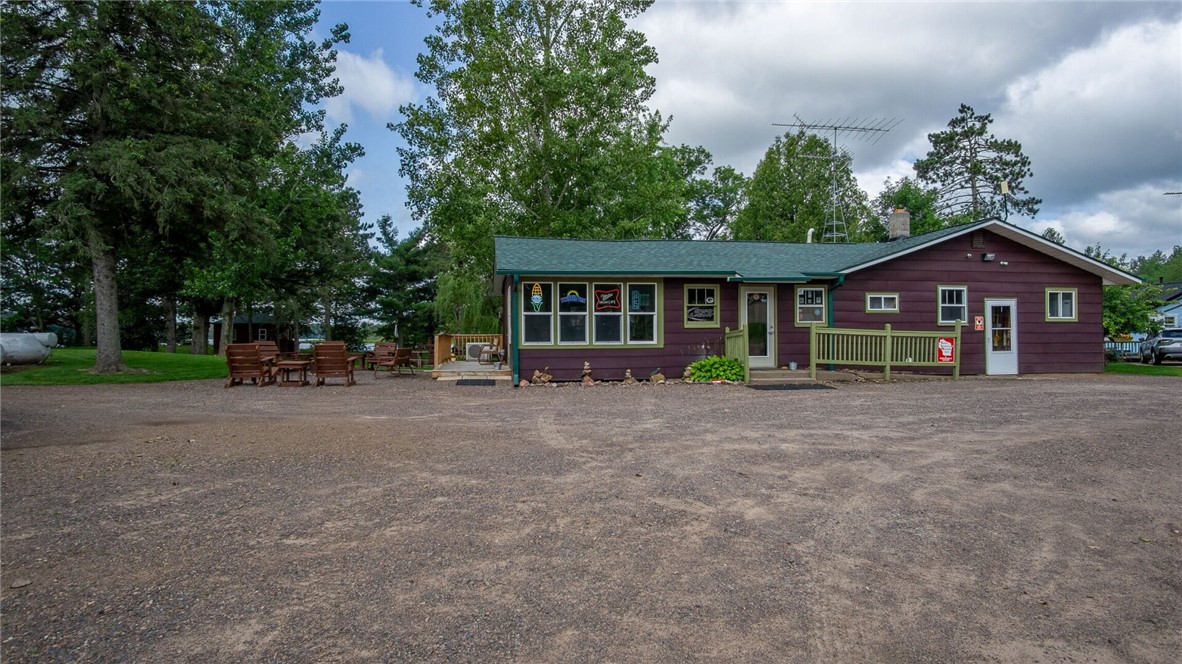 N1107 Roses Resort Road Property Photo