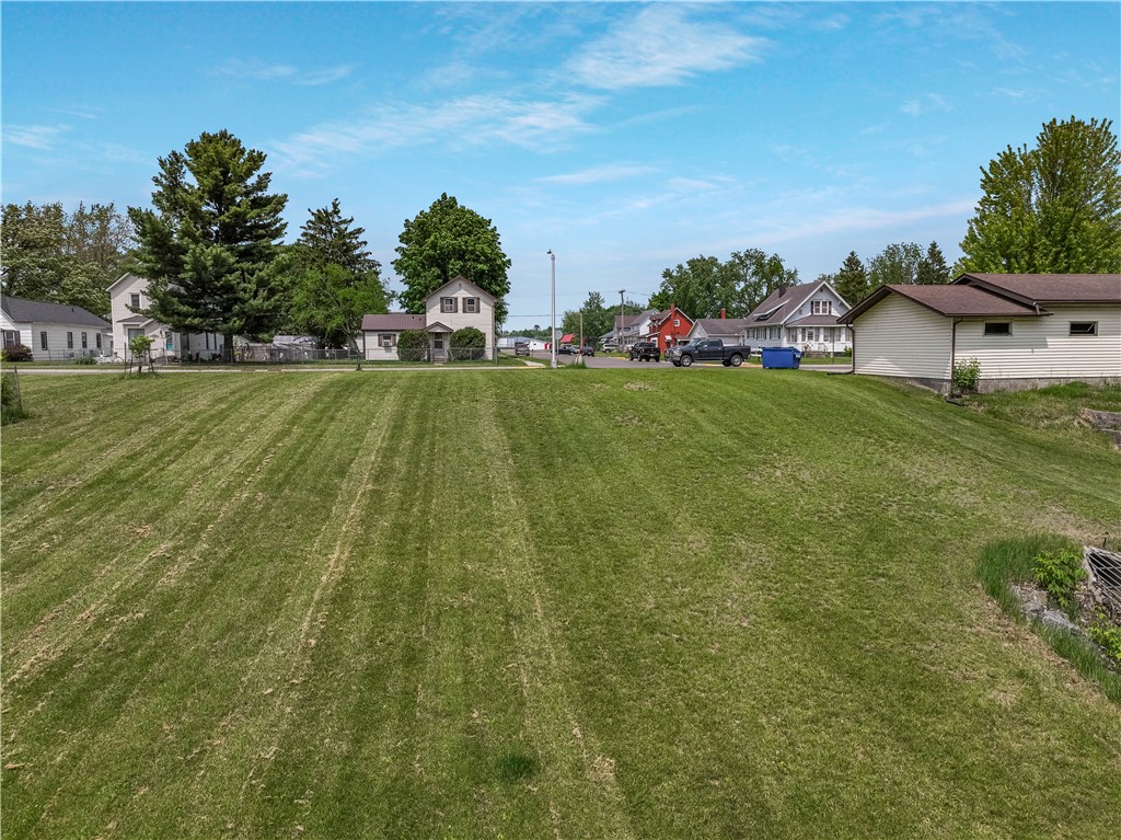 1034 E Lasalle Avenue Property Photo 7