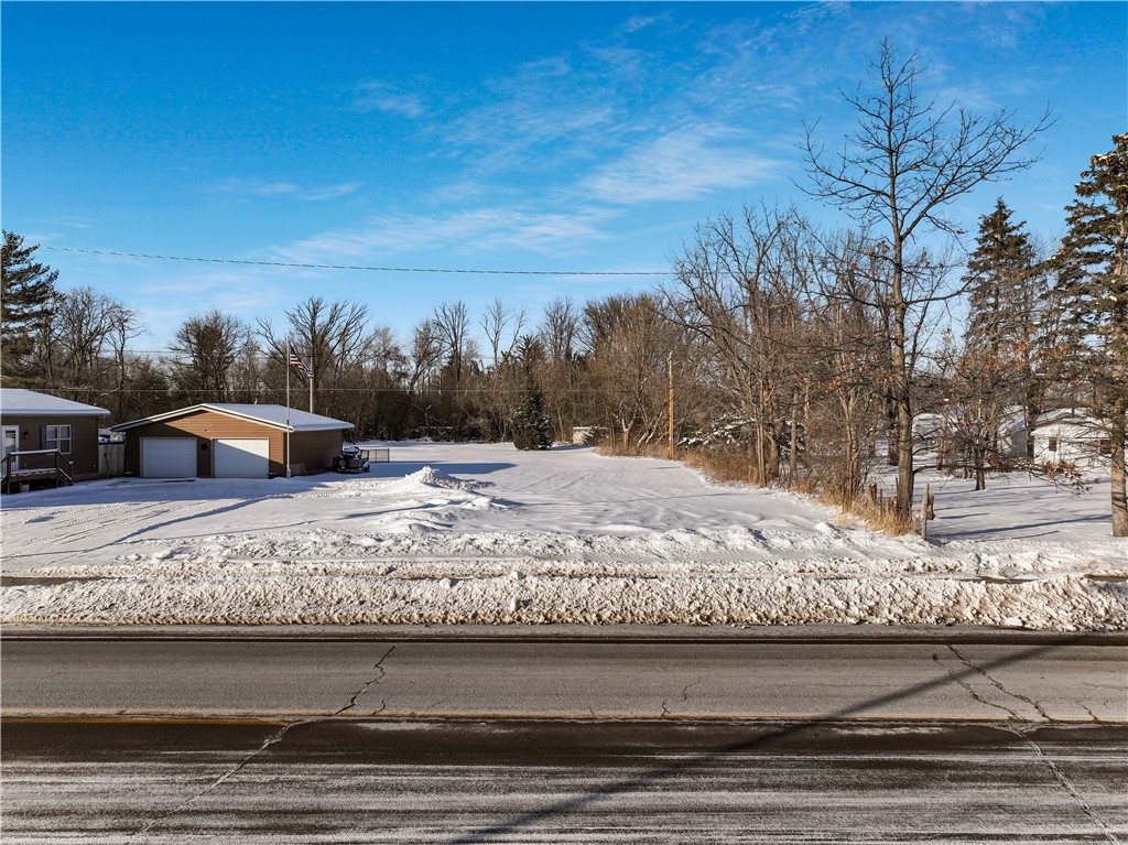429 W Division Avenue Property Photo 10