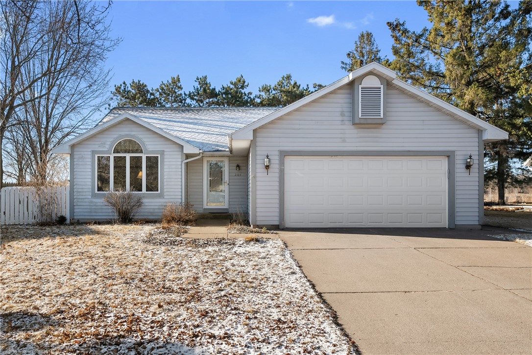 2103 Sierra Drive S Property Photo 1