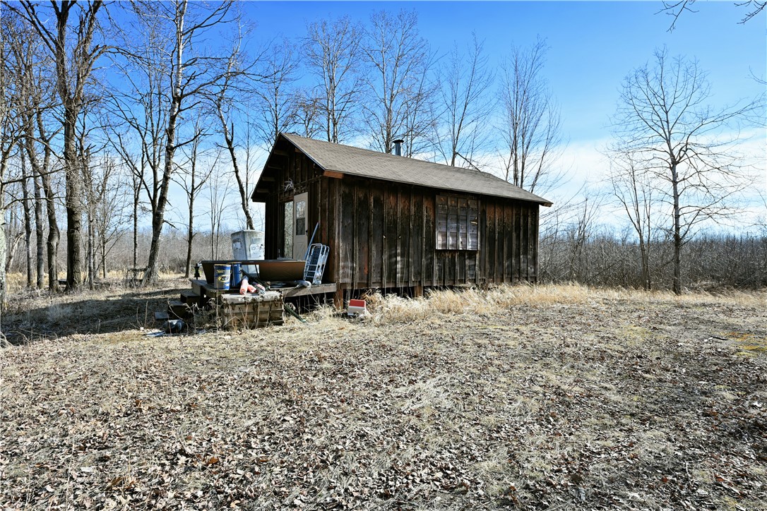 W7690 E Cut Off Road Property Photo