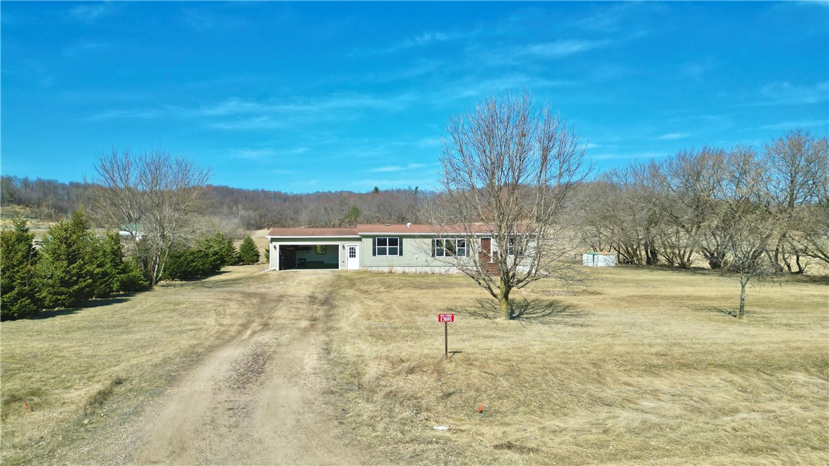 7695 County Road E Property Photo