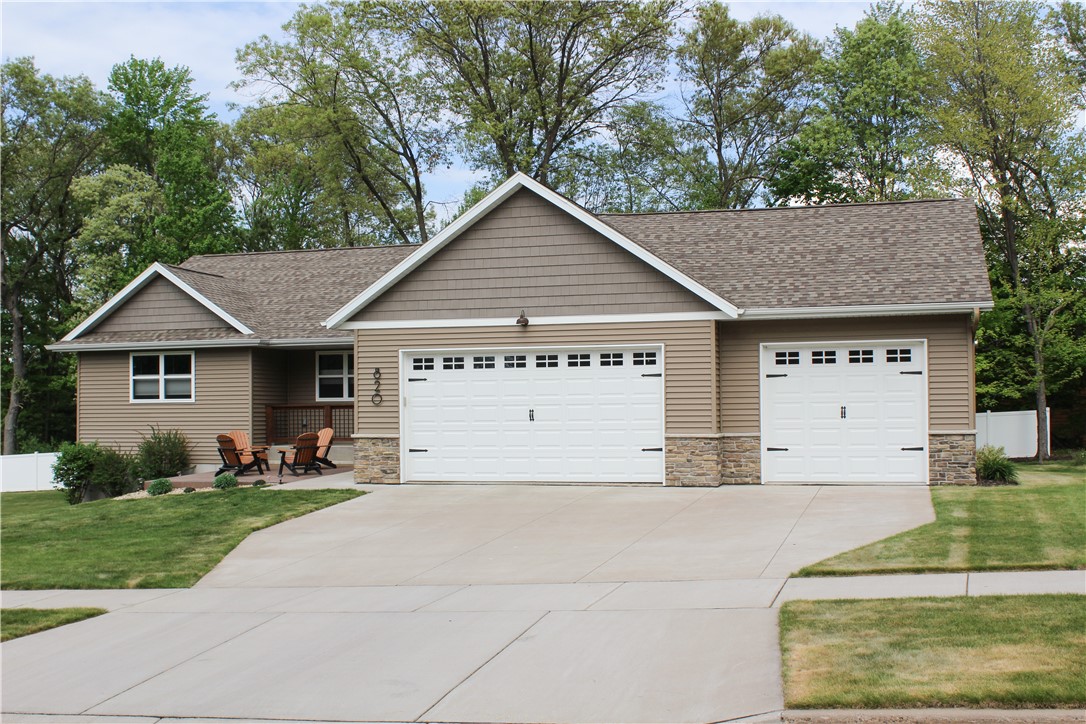 820 Rusty Court Property Photo 1