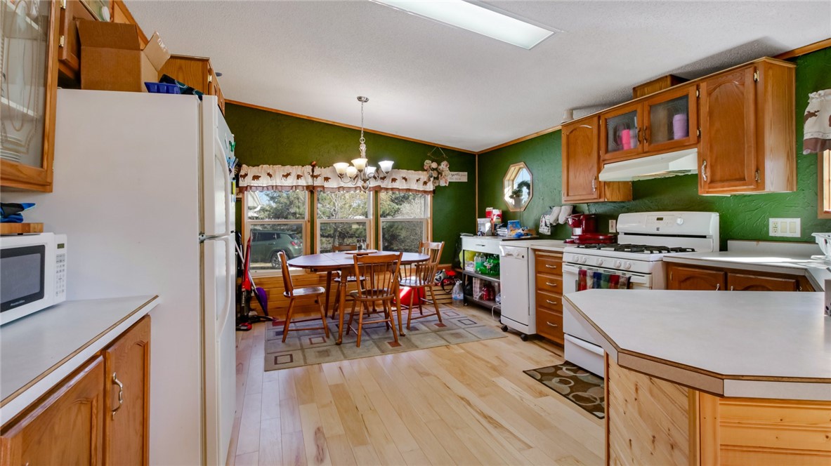 111 Golfview Avenue Property Photo 7