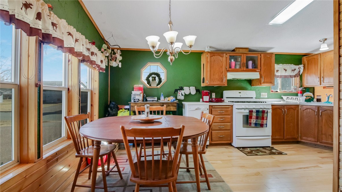 111 Golfview Avenue Property Photo 15