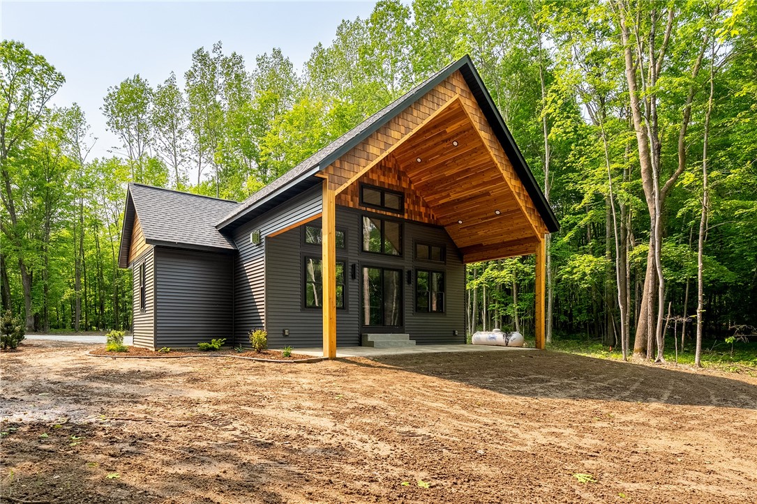 15034 221st Avenue Property Photo 3