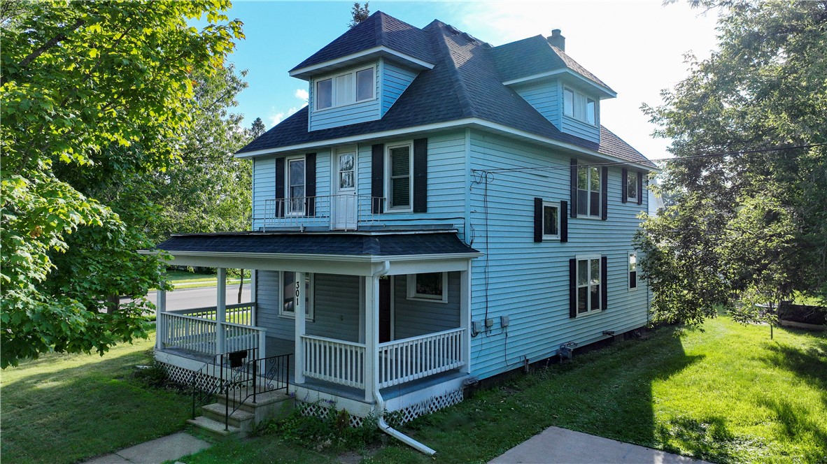 301 N Summit Street