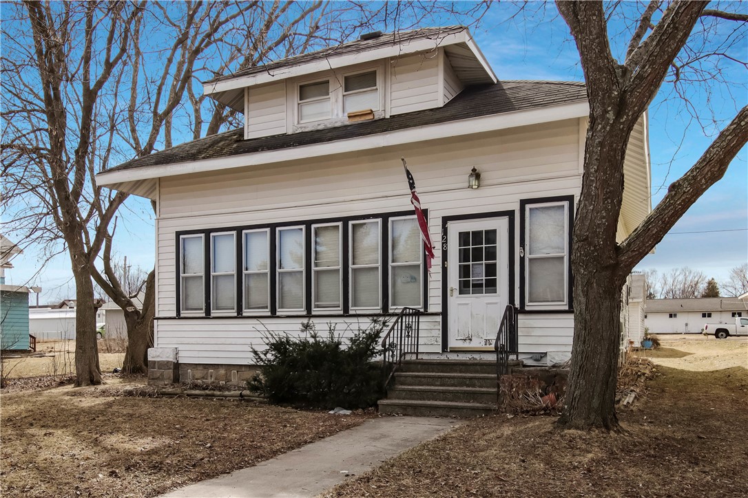 128 Lulu Avenue E 1 Property Photo