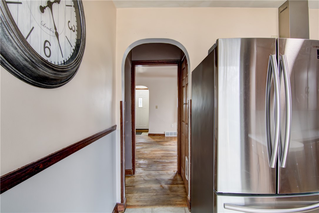 913 Starr Avenue Property Photo 10