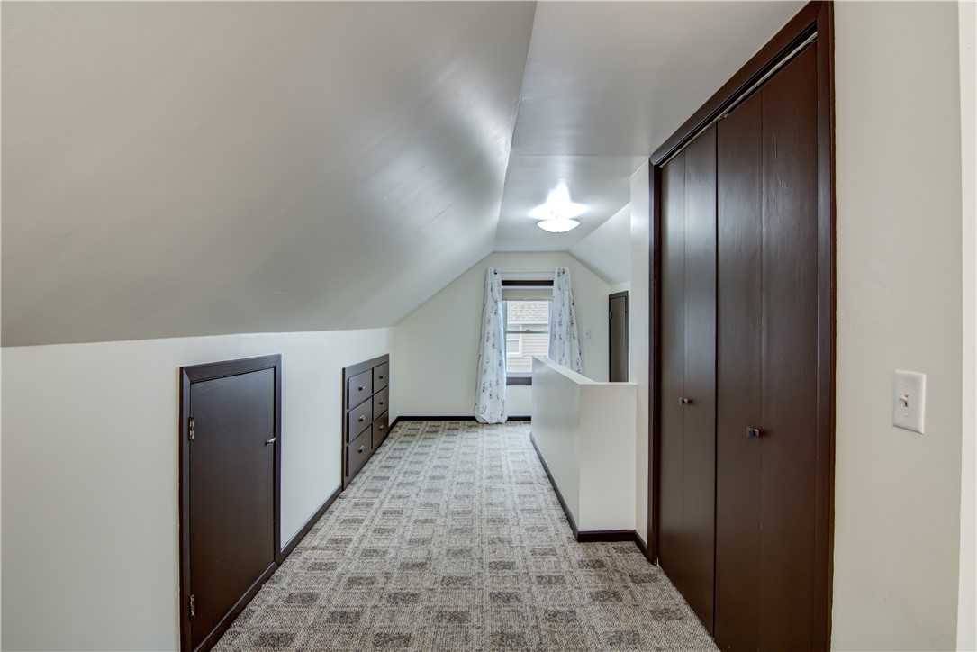 913 Starr Avenue Property Photo 17