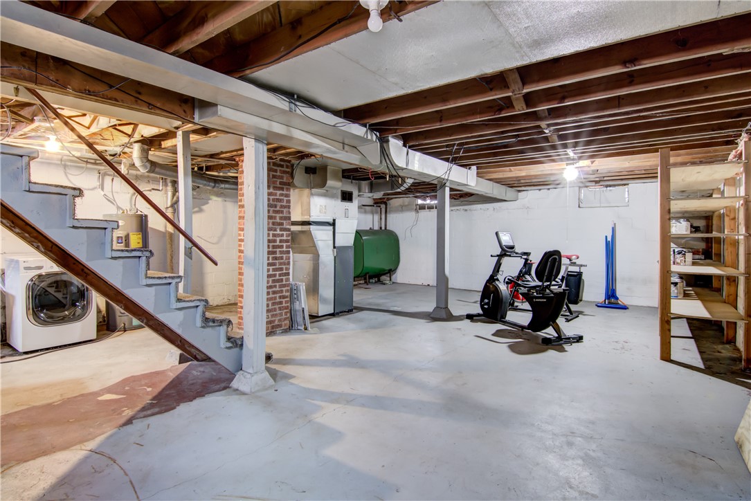 913 Starr Avenue Property Photo 21