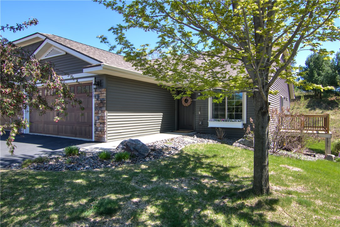 2807 Monarch Court Property Photo 1
