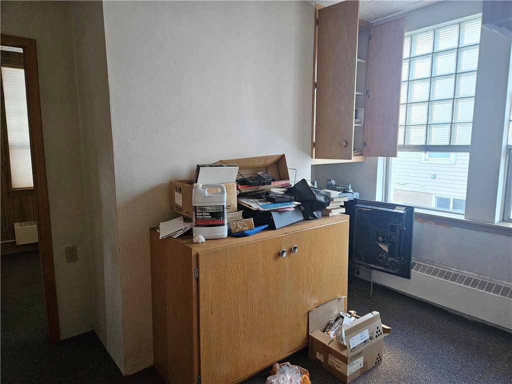 113 Main Street W Property Photo 14