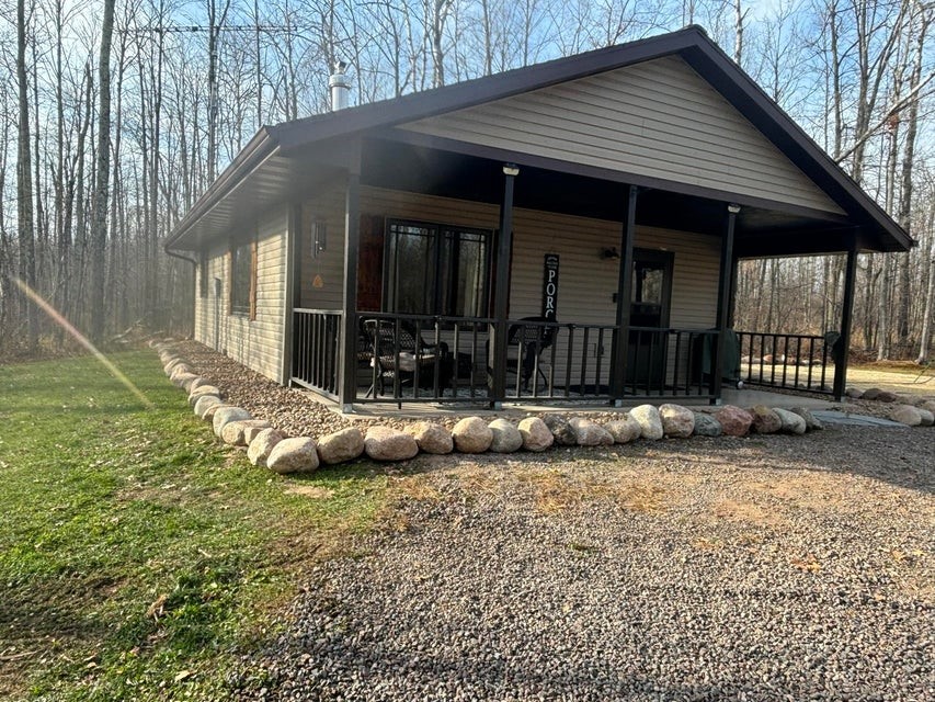 W9527 Mile Road 9527 Property Photo
