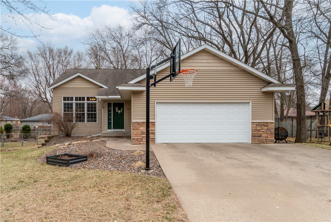 3023 Comet Avenue Property Photo