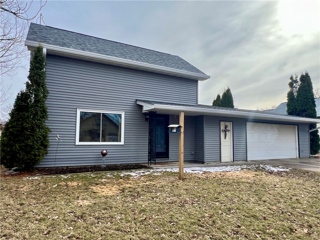 908 Duke Street Property Photo