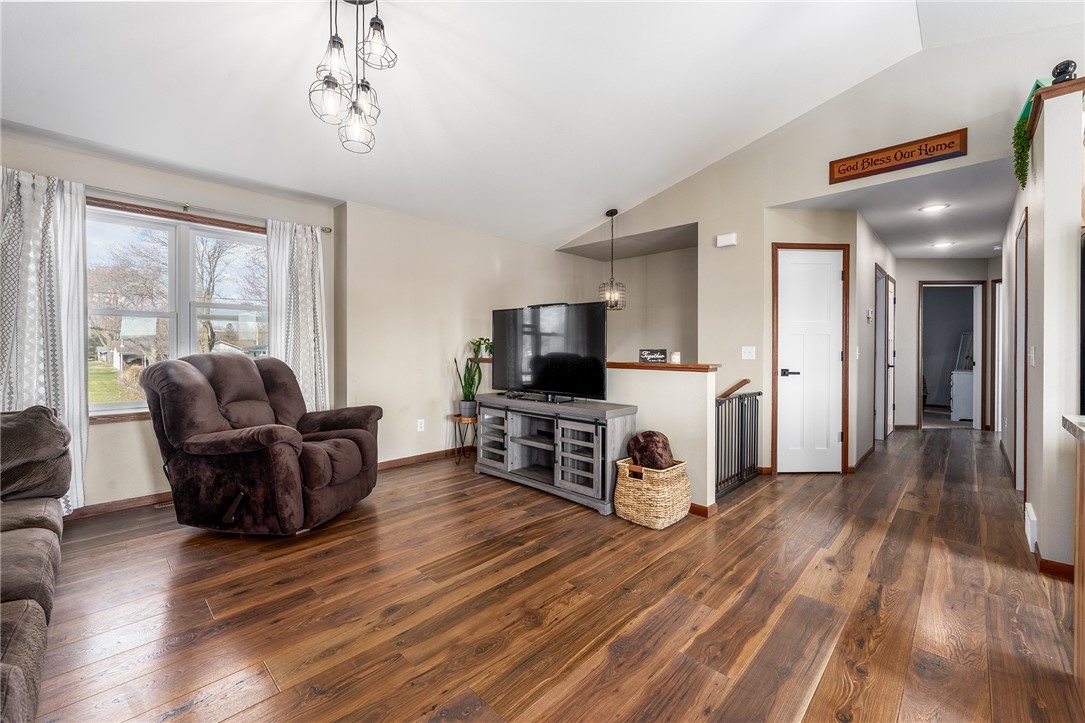 306 Dunn Street Property Photo 13