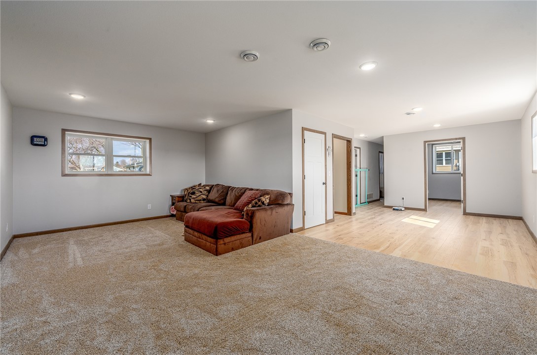 306 Dunn Street Property Photo 23