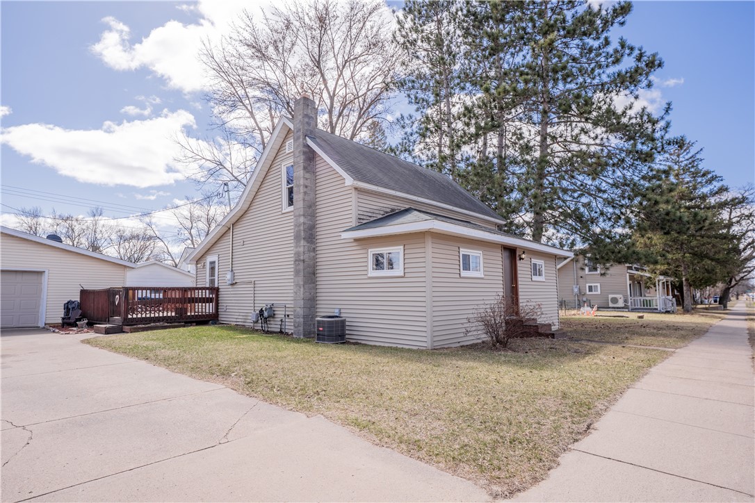 419 E Brown Street Property Photo