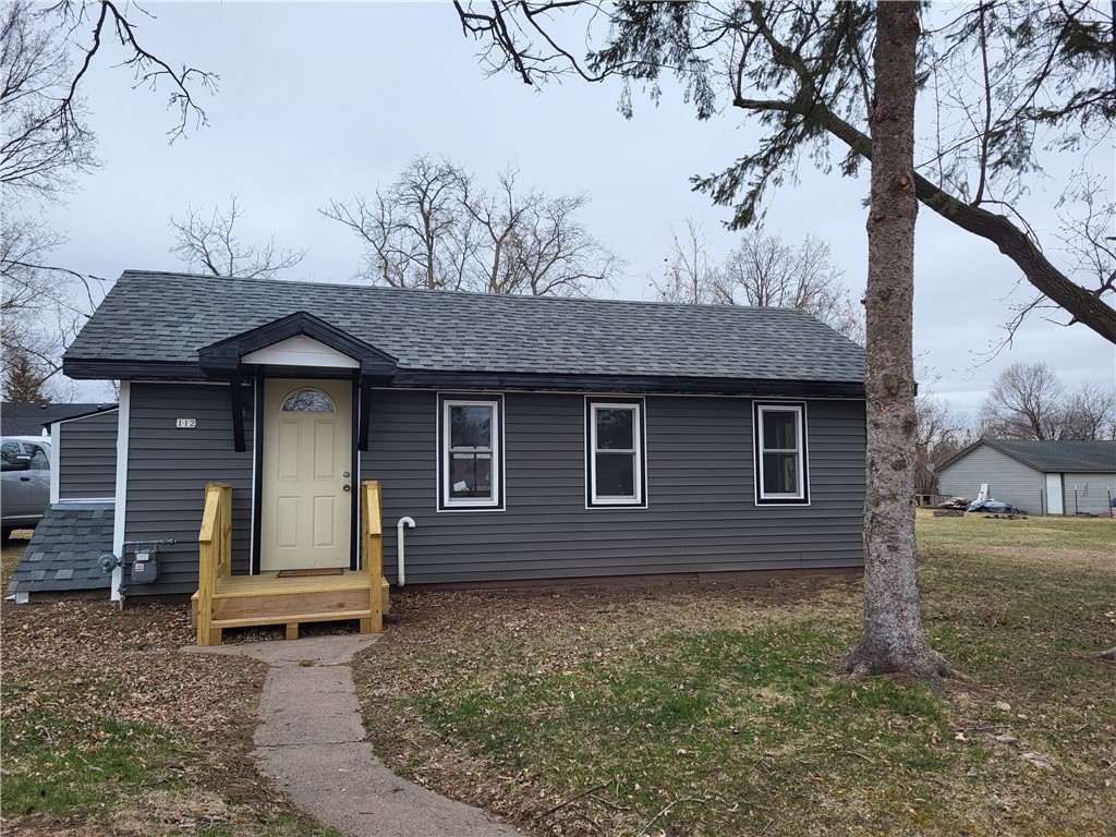 112 E Slocumb Street Property Photo 1