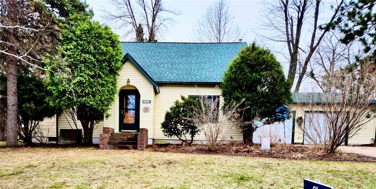 114 8th Avenue Property Photo