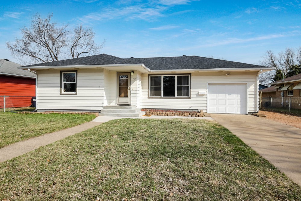 1720 Hopkins Avenue Property Photo 1