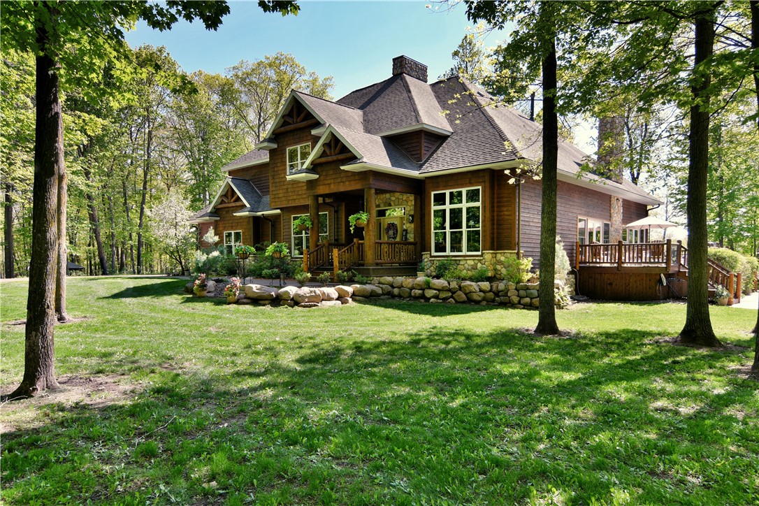 260 Round Lake Drive Property Photo