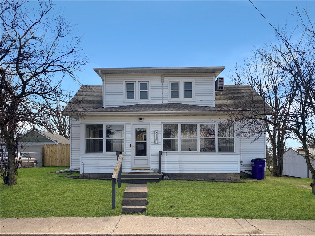 315 W 1st Street Property Photo