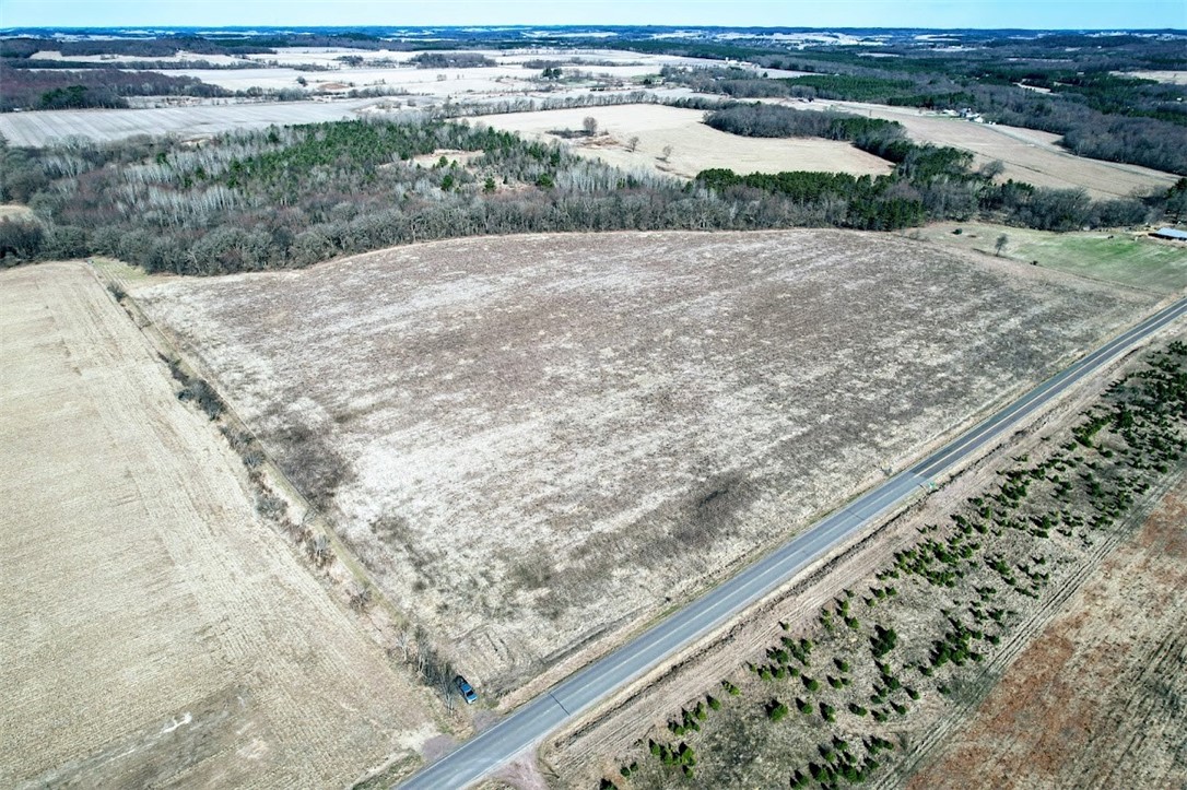 N48025 County Rd. B Property Photo