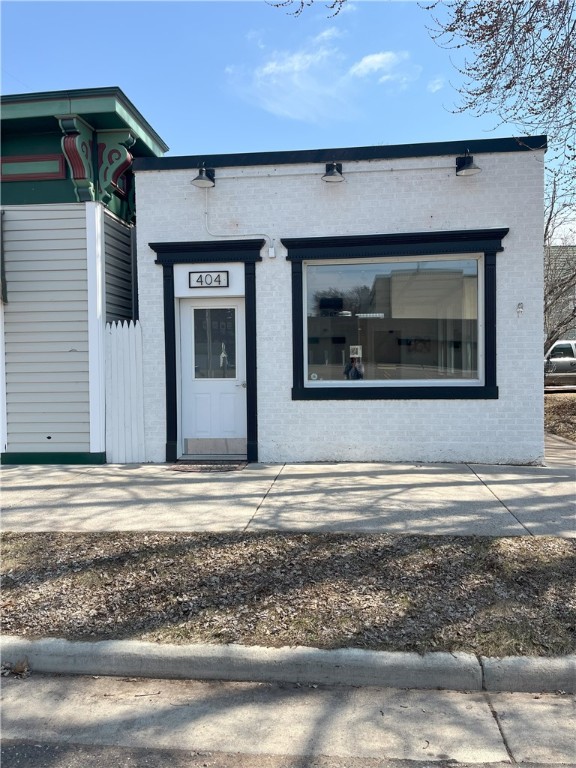 404 1st Street Property Photo