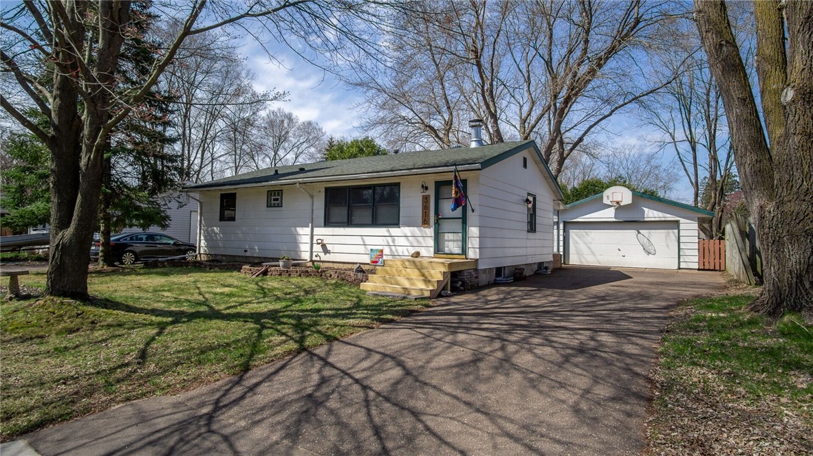 3616 Riverview Drive Property Photo