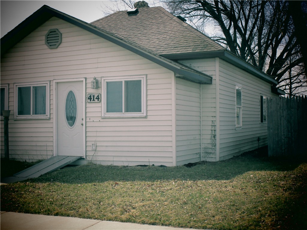 414 Fritz Avenue W Property Photo