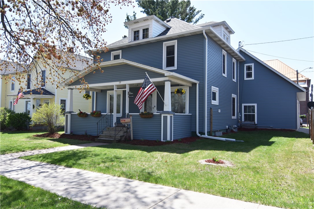 12 E Humbird Street Property Photo 1