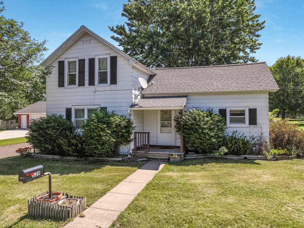 539 Chippewa Street Property Photo 1