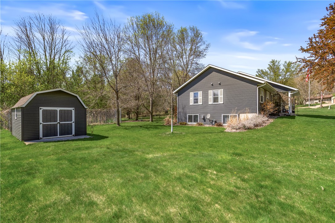 323 Hewitt Street Property Photo 4