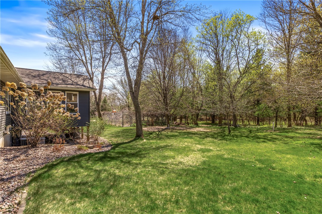 323 Hewitt Street Property Photo 7