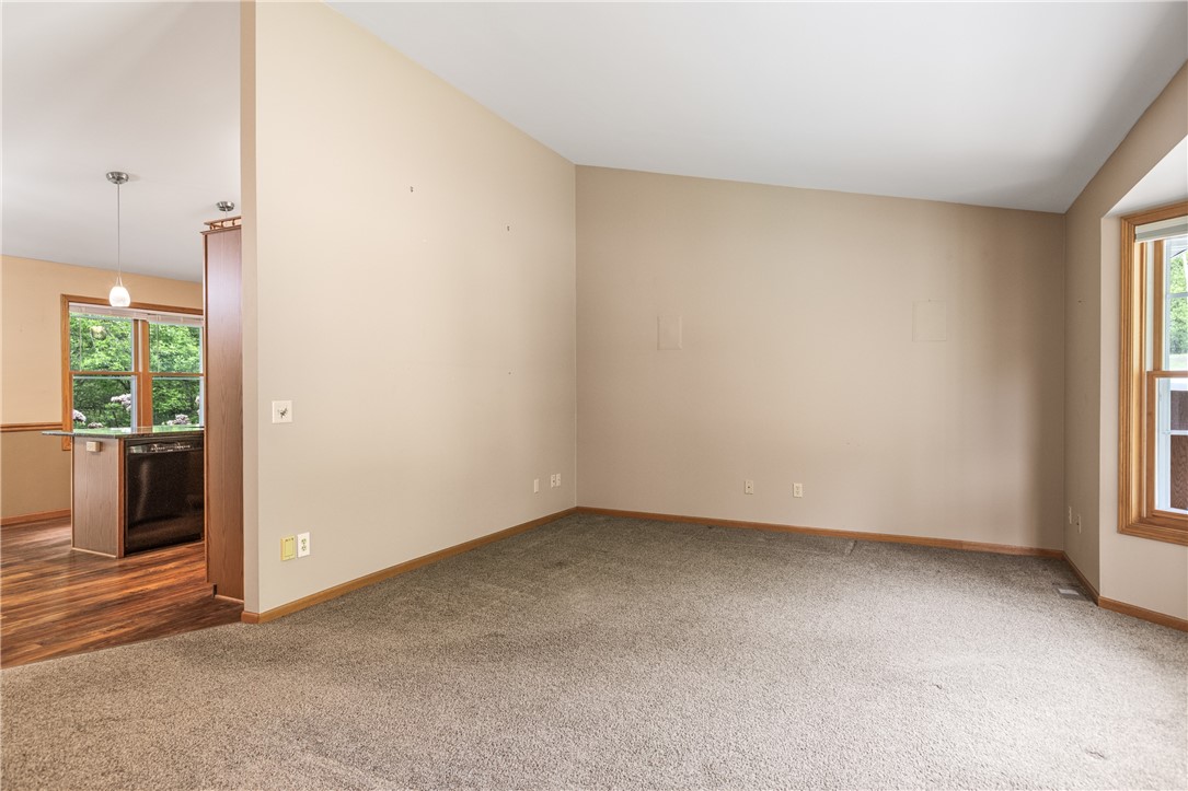 323 Hewitt Street Property Photo 17