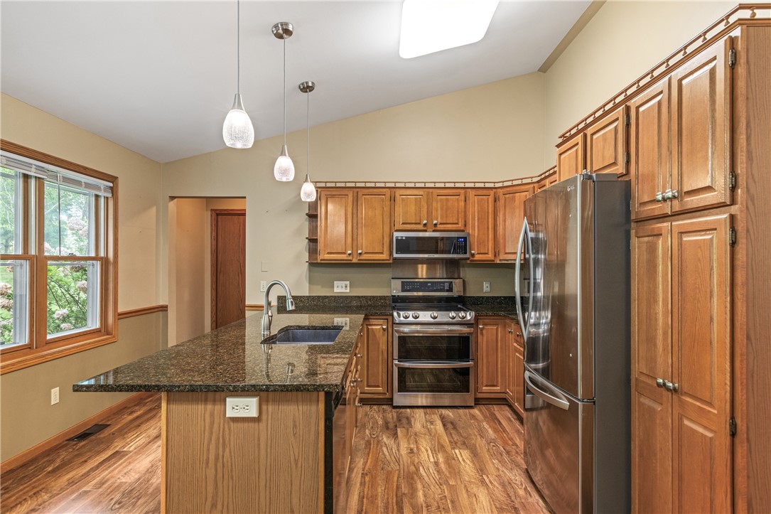 323 Hewitt Street Property Photo 21