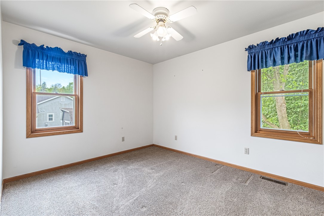 323 Hewitt Street Property Photo 29