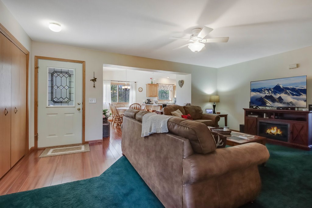 27484 County Highway X Property Photo 11