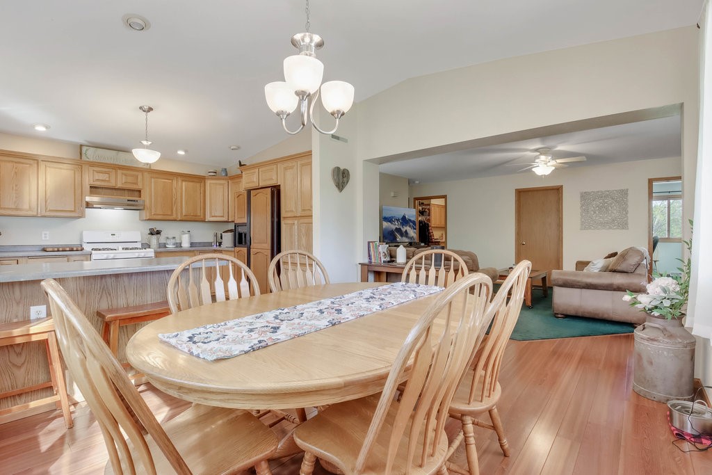 27484 County Highway X Property Photo 17