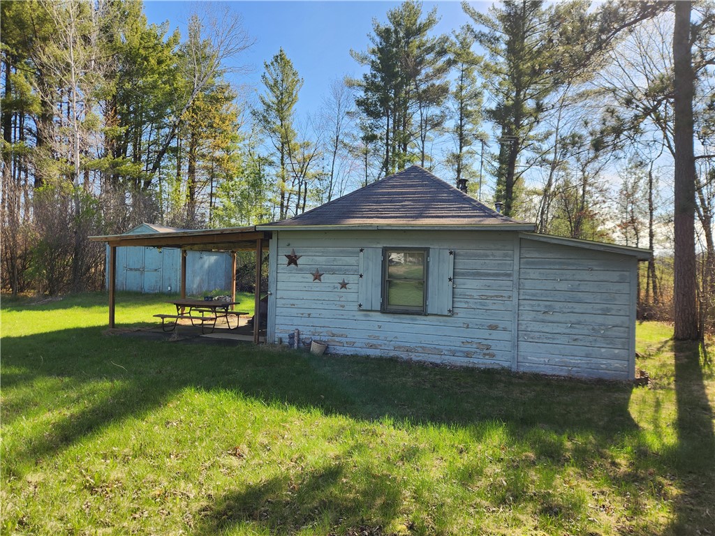 N2910 Thundercloud Road Property Photo