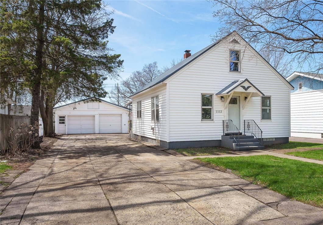 1112 Briggs Avenue Property Photo